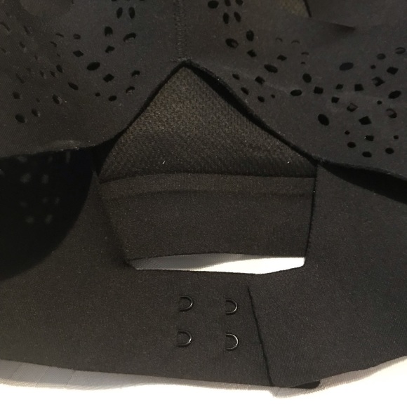 COPY - NWOT Victoria’s Secret sports bra - Picture 7 of 7